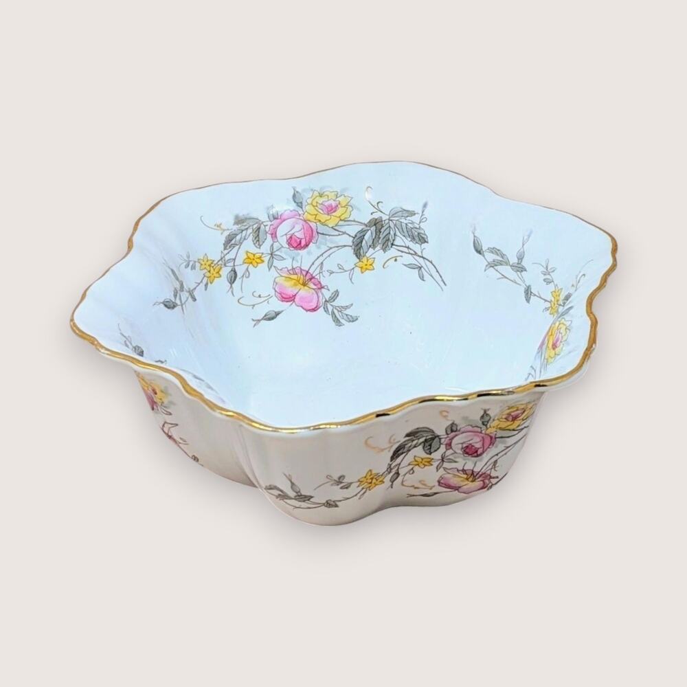 Early 20th Century German Porcelain Bowl – Scalloped Rose & Gold Gilt